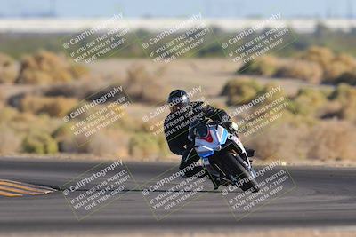 media/Nov-06-2023-Moto Forza (Mon) [[ce023d0744]]/3-Intermediate Group/Session 5 (Turn 4)/